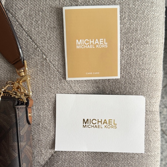 EUC Michael Kors Tan and Brown Crossbody Bag 2 in 1 bag.  Parker Large Empire - Picture 2 of 11